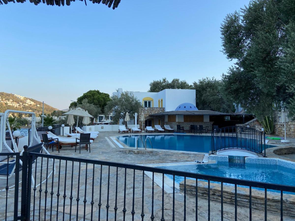 Omar Hotel & Suites Torba Exterior foto